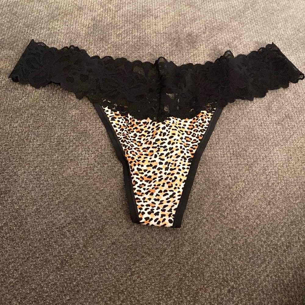 Victoria’s Secret cheetah print lace thong panty